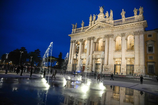 Piazza San Giovanni in Laterano, conclusi i lavori